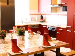 XXL-Ferienwohnung Blumenwiese - Hayingen