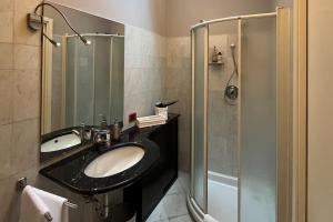 Casa Contessa nel Cuore di un Borgo Antico