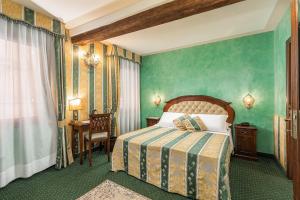Superior Double or Twin Room room in Hotel Marconi