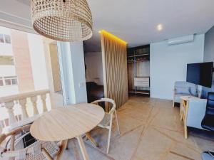 Inmovecos vista frontal mediterráneo Snipe 513