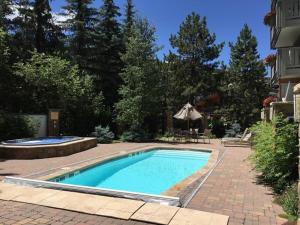 Nine Vail Road in Vail Village