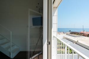 Lolitas Beachfront Loft by Wonderful Italy