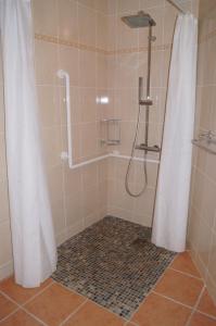Hotels Hotel Restaurant La Martiniere : Chambre Triple