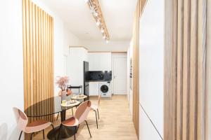 #51Staywiz us -1BDR Massena,central 5 min to the beach AC