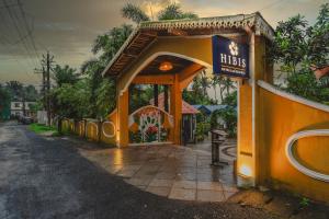 Hibis Beach Resort - Ashwem, Goa