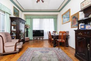 Fine Art Luxury Apartment 110 m2 , 3 min walk to Main Square