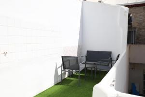 Tradición y modernidad Casa de pueblo junto al mar