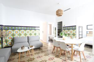 Tradición y modernidad Casa de pueblo junto al mar