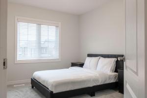 10 Minutes From The Falls