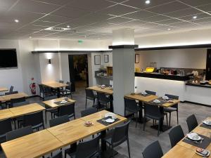Hotels Hotel Esplanade : photos des chambres