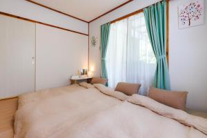 新規オープン サウナ BBQ ジャグジー付き 最大9名 無料駐車場4台 ビーチまで車で5分 SKY House