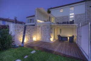 Waterfront Home - Villa Sailors Delight