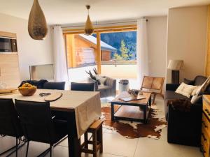 Appartements Appartement Cocooning-sauna-jacuzzi : photos des chambres