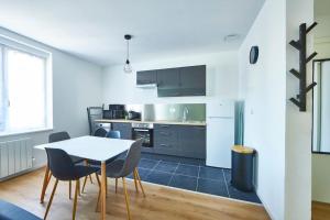 BM-2 Appartement entier F2 au 2ème étage -1 à 4 pers