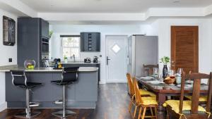 HipNautic, Mevagissey, Sleeps 6