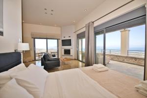 Superior King Suite room in Marini Luxury Apartments and Suites