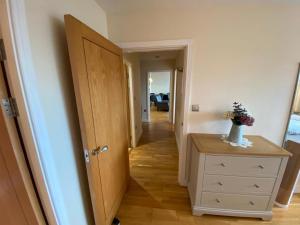 *Modern 2 bed apartment in the heart of Cardiff*