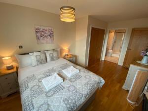 *Modern 2 bed apartment in the heart of Cardiff*