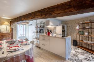 Maisons de vacances Gite La Tourette - Charme atypique : photos des chambres