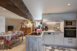 Maisons de vacances Gite La Tourette - Charme atypique : photos des chambres