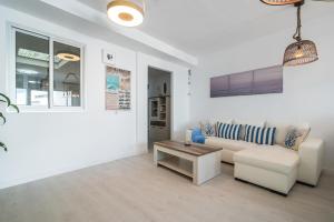 Home2Book Beachy Vibes Sea Side Apartment, Guía