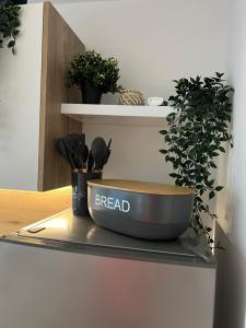 Robinsone House La Storia