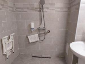 Hotels Brit Hotel Bosquet Carcassonne Cite : Chambre Double - Accessible aux Personnes à Mobilité Réduite 