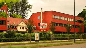 波尔图尔住宿加早餐酒店 - Mrše