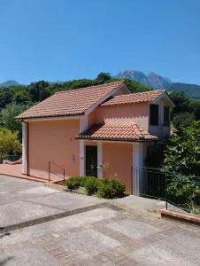 VILLA VICINUS - 120 mq - parking - garden - Dragonea