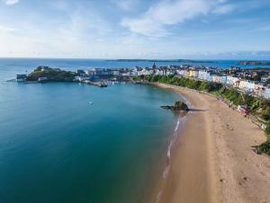 No 4 Croft House - Luxury 2 Bed Apartment - Tenby