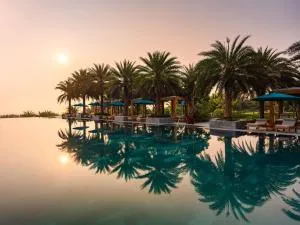 Radisson Blu Resort Cam Ranh - Miếu Ông