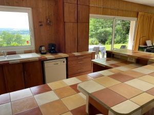 Villas Indoor-Outdoor Villa with Panoramic Mountain Views Near Pyrenees Hikes & Atlantic Beaches : photos des chambres
