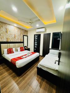 Hotel Kabir Residency-4 MIN WALK TO GOLDEN TEMPLE