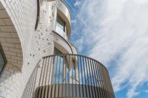 The View at Shoreline by Bloom Stays