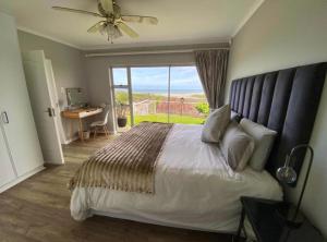 Cozy Coastal Retreat