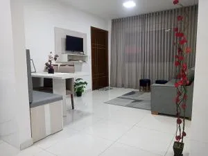 Apartamento completo 3 quartos Suíte Sala Cozinha Lavanderia e perto de tudo - Campinhos