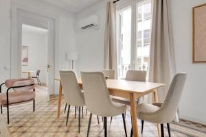 Blueground El Born furnished equipped BCN-34