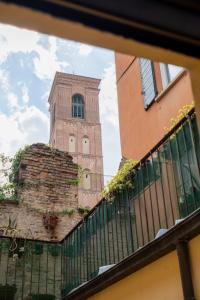 Homeby, Petroni Central House