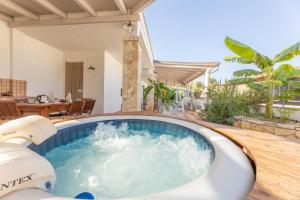Villetta Camelia - 4-star hotels in Marina di Mancaversa