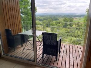 Villas Indoor-Outdoor Villa with Panoramic Mountain Views Near Pyrenees Hikes & Atlantic Beaches : photos des chambres