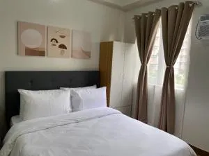 LS Suite Pool View at SMDC Hope Residences, Cavite - Paradahan