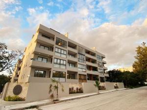 Playa del Carmen , Wave living Apartment