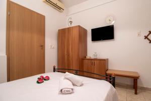 House of Flowers near Beach 2