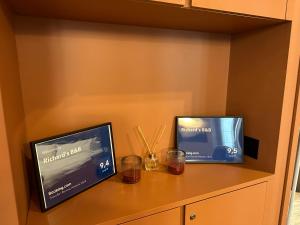 Richards Apartments - 22 Marzo