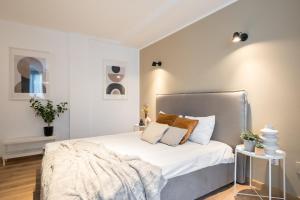 Blush Central Studio