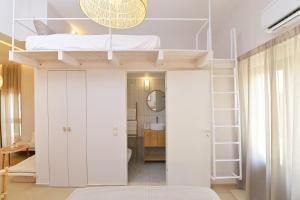 Tzami Old Town Apartment