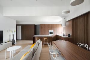 Golden Apartments Lodz - 3 Bedrooms- Great Location&Prezydenta Gabriela Narutowicza