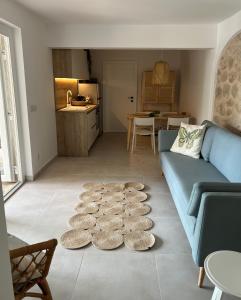 Robinsone House La Storia