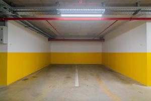 Flexible SelfCheckIns 93 - Zagreb - Garage - Balcony - Bedroom