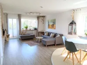 Exklusive Wohnung mit Balkon - Obereschach